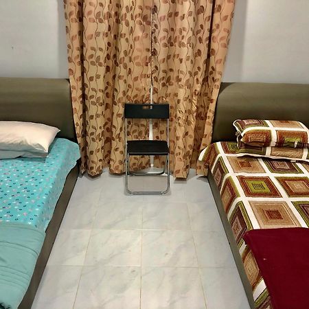 Lakse Inn Homestay Kampong Pengkalan Maras Екстер'єр фото