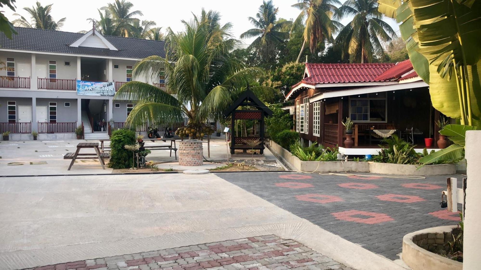 Lakse Inn Homestay Kampong Pengkalan Maras Екстер'єр фото