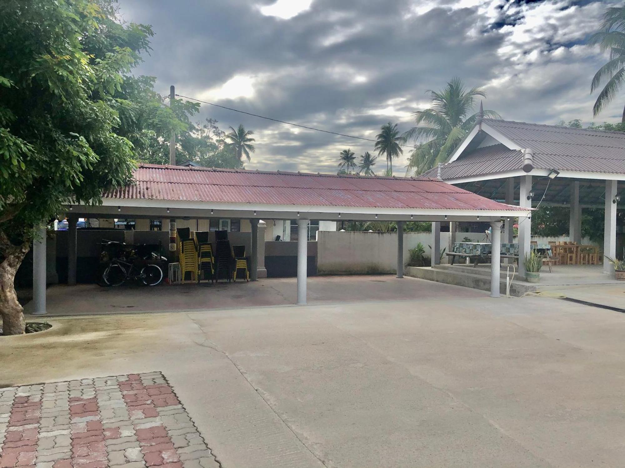Lakse Inn Homestay Kampong Pengkalan Maras Екстер'єр фото