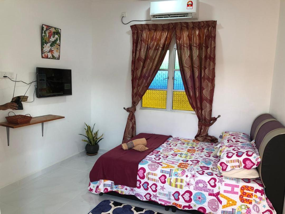 Lakse Inn Homestay Kampong Pengkalan Maras Екстер'єр фото